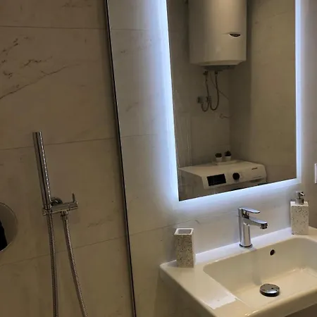 Elegant Near Wilson Square * Tirana