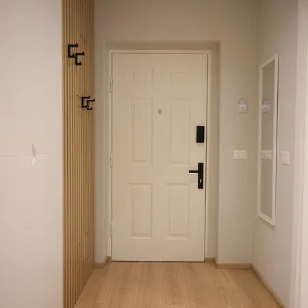 Appartement Elegant Near Wilson Square Tirana